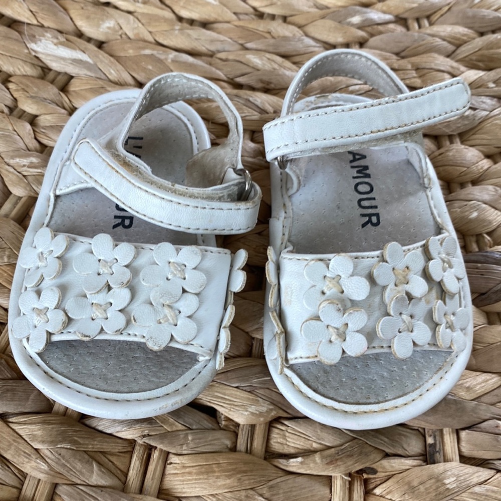 L’amour Sandals